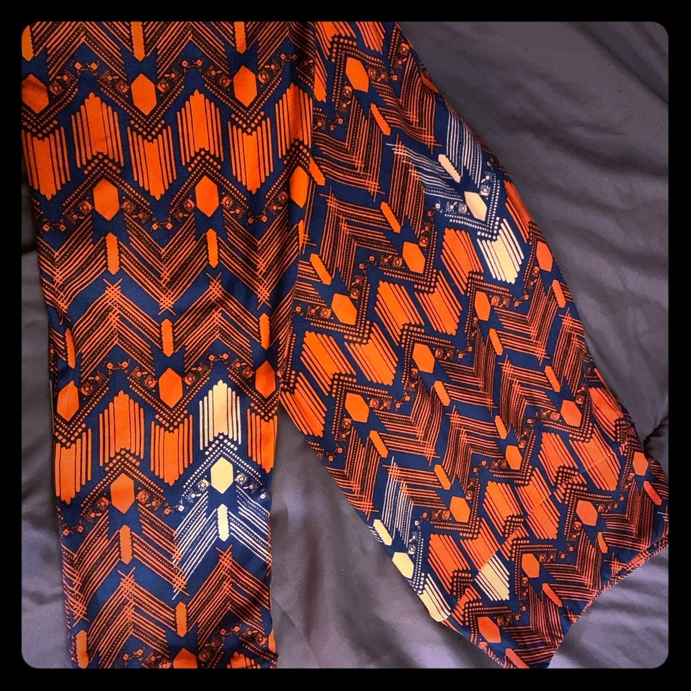 LuLaRoe Leggings TC tall curvy